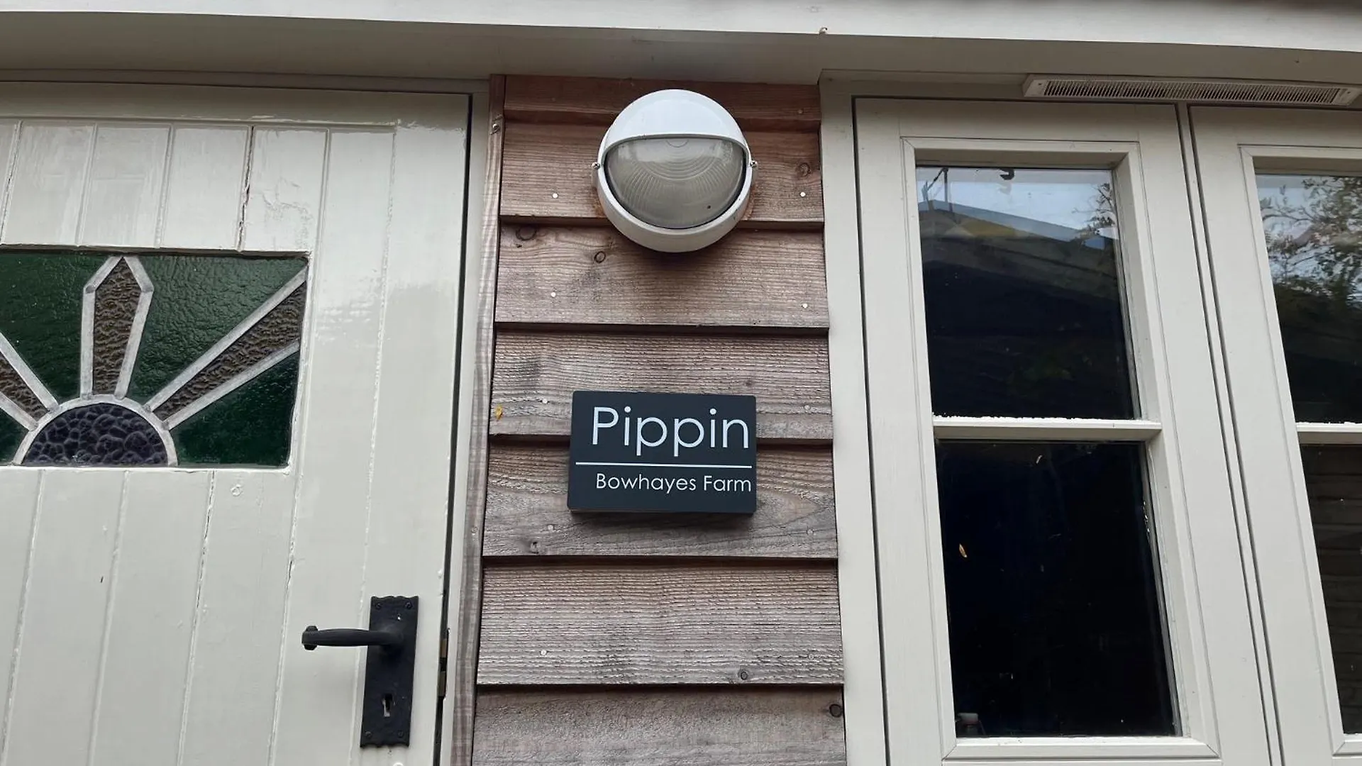 Campsite Bowhayes Farm - Camping & Glamping - Shepherd'S Hut 'Pippin' Venn Ottery